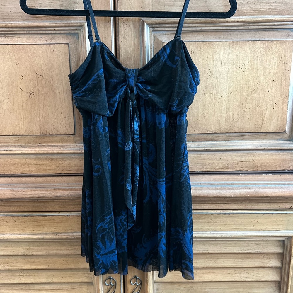 Express Blue and Black M sleeveless top